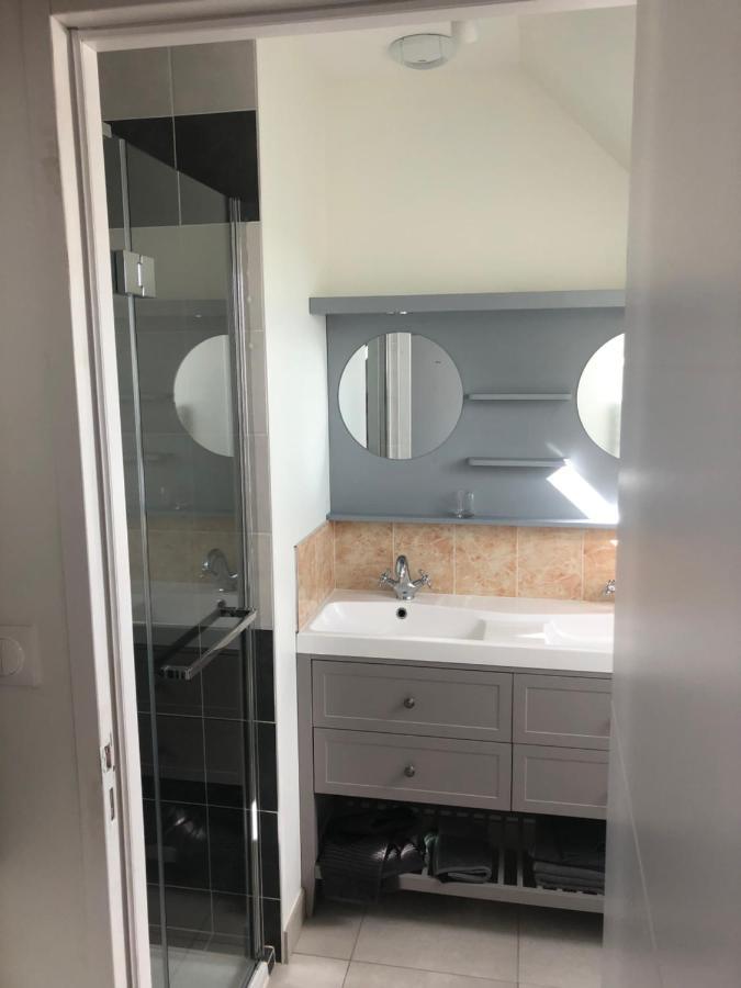 Residence Merlin Appart Des Druides Saint-Malon-sur-Mel Bagian luar foto